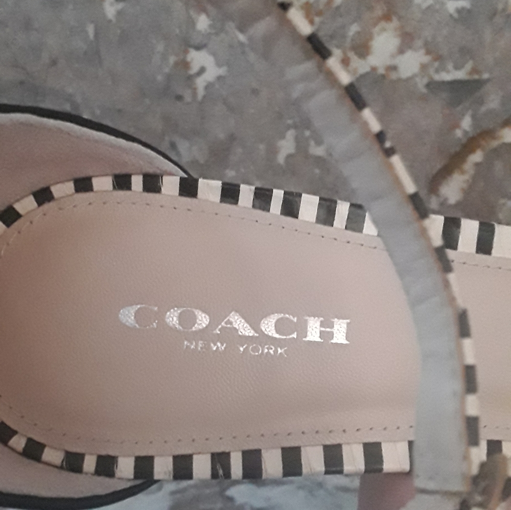 Coach shoes - Picture 2 of 4